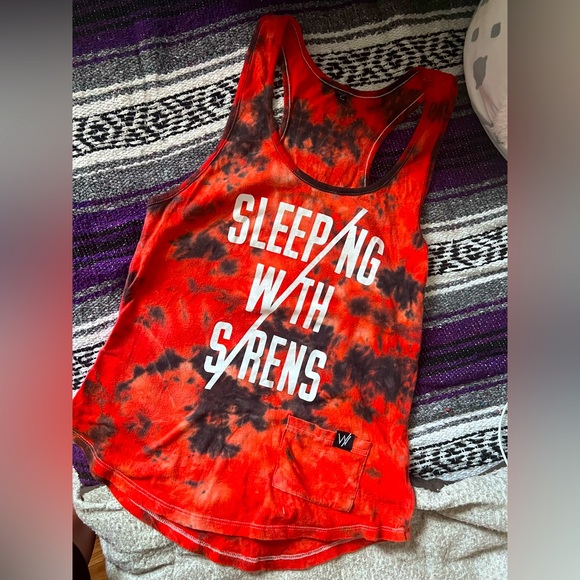 Hot Topic Tops - NWOT Sleeping With Sirens Tie Dye Tank Top